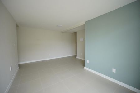 Sala de apartamento para alugar com 2 quartos, 69m² em Trindade, Florianópolis