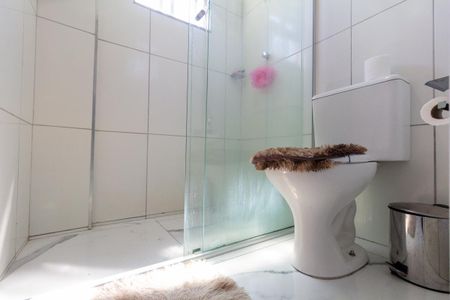 Apartamento à venda com 55m², 2 quartos e sem vaga Apartamento à venda com 55m², 2 quartos e sem vagaBanheiro