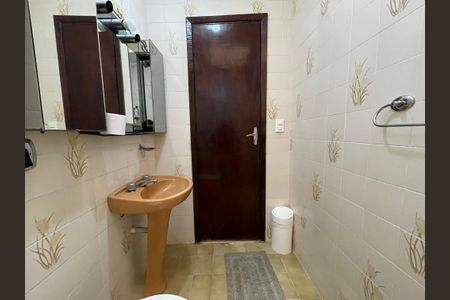 Casa à venda com 120m², 3 quartos e 3 vagasBanheiro Social