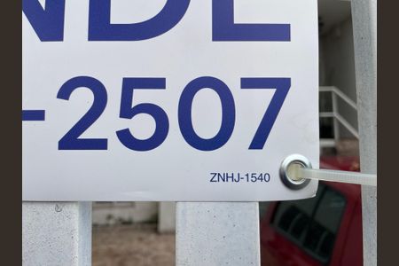 Casa à venda com 120m², 3 quartos e 3 vagasCódigo numérico Plaquinha ZNHJ-1540