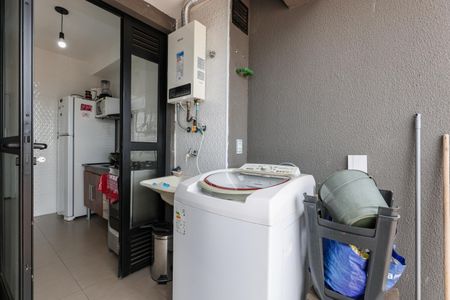 Apartamento à venda com 42m², 2 quartos e 1 vaga Apartamento à venda com 42m², 2 quartos e 1 vagaÁrea de Serviço