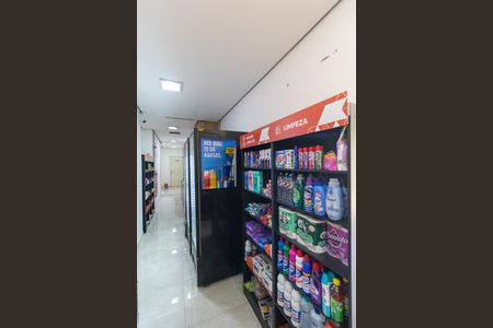 Apartamento para alugar com 65m², 2 quartos e 1 vagaÁrea comum - mini mercado