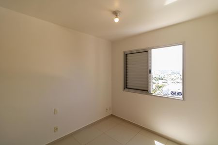 Apartamento para alugar com 65m², 2 quartos e 1 vagaQuarto 02