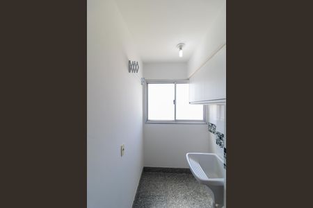 Apartamento para alugar com 65m², 2 quartos e 1 vagaÁrea de Serviço