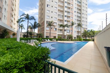 Apartamento para alugar com 65m², 2 quartos e 1 vagaÁrea comum - Piscina