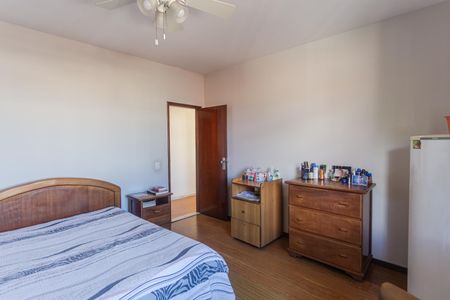 Suíte 1 de casa à venda com 6 quartos, 640m² em Santa Efigênia, Belo Horizonte