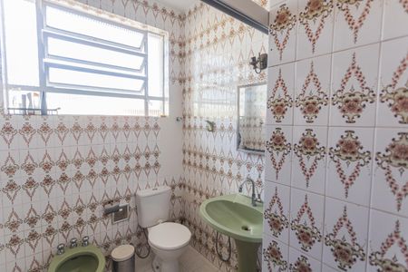 Casa à venda com 640m², 6 quartos e 3 vagas Casa à venda com 640m², 6 quartos e 3 vagasBanheiro da Suíte 1