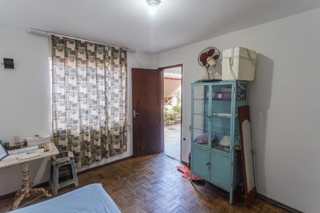 Casa à venda com 640m², 6 quartos e 3 vagas Casa à venda com 640m², 6 quartos e 3 vagasSuíte 3 no Andar de Baixo