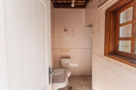 Casa à venda com 640m², 6 quartos e 3 vagas Casa à venda com 640m², 6 quartos e 3 vagasBanheiro do Espaço Gourmet