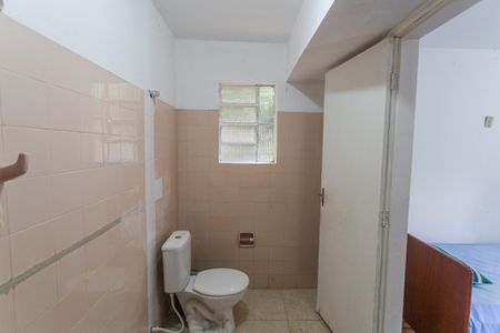 Casa à venda com 640m², 6 quartos e 3 vagas Casa à venda com 640m², 6 quartos e 3 vagasBanheiro da Suíte 3 no Andar de Baixo
