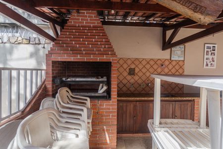 Casa à venda com 640m², 6 quartos e 3 vagas Casa à venda com 640m², 6 quartos e 3 vagasEspaço Gourmet - Churrasqueira