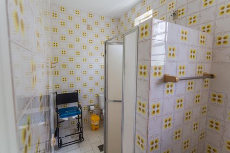 Casa à venda com 640m², 6 quartos e 3 vagas Casa à venda com 640m², 6 quartos e 3 vagasBanheiro da Suíte 2