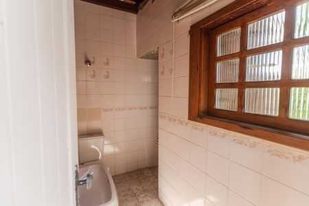 Casa à venda com 640m², 6 quartos e 3 vagas Casa à venda com 640m², 6 quartos e 3 vagasBanheiro do Espaço Gourmet