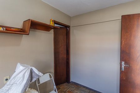 Casa à venda com 640m², 6 quartos e 3 vagas Casa à venda com 640m², 6 quartos e 3 vagasQuarto de Serviço