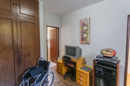 Casa à venda com 640m², 6 quartos e 3 vagas Casa à venda com 640m², 6 quartos e 3 vagasSuíte 2