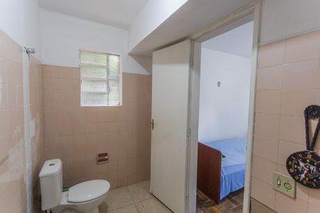 Casa à venda com 640m², 6 quartos e 3 vagas Casa à venda com 640m², 6 quartos e 3 vagasBanheiro da Suíte 3 no Andar de Baixo