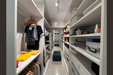 Apartamento para alugar com 169m², 3 quartos e 3 vagasSuíte1