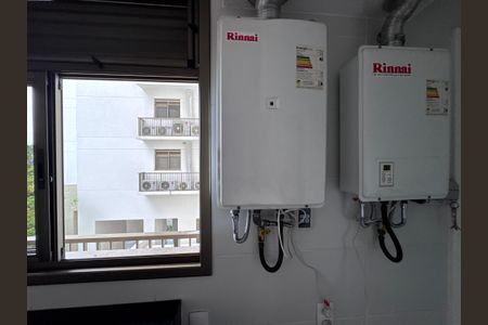 Apartamento para alugar com 169m², 3 quartos e 3 vagasCozinha e Área de Serviço