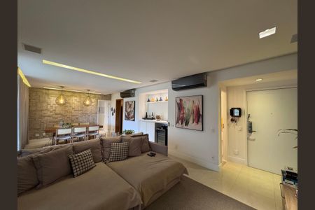 Sala de apartamento para alugar com 3 quartos, 169m² em Barra da Tijuca, Rio de Janeiro