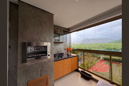 Varanda de apartamento para alugar com 3 quartos, 169m² em Barra da Tijuca, Rio de Janeiro