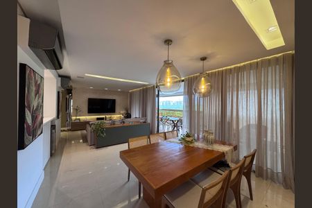 Sala de apartamento para alugar com 3 quartos, 169m² em Barra da Tijuca, Rio de Janeiro