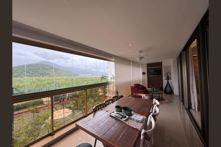 Apartamento para alugar com 169m², 3 quartos e 3 vagasVaranda