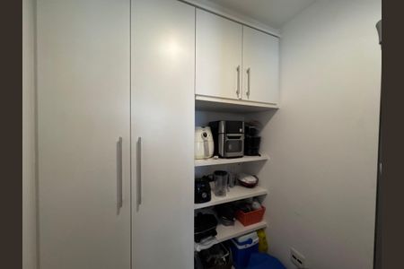 Apartamento para alugar com 169m², 3 quartos e 3 vagasCozinha e Área de Serviço