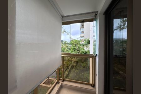 Apartamento para alugar com 169m², 3 quartos e 3 vagasSuíte 3 - Varanda