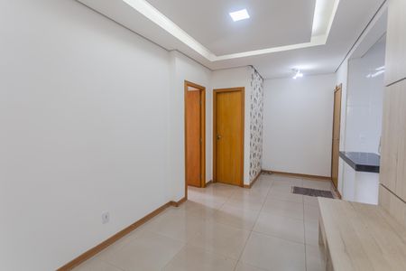 Sala de apartamento à venda com 2 quartos, 79m² em Ana Lúcia, Belo Horizonte