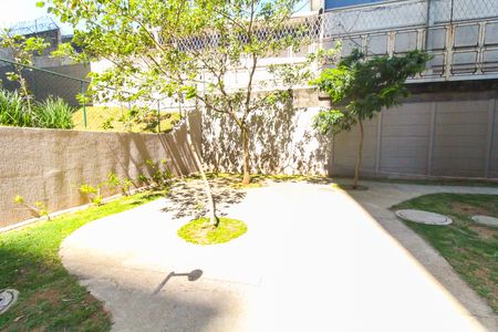 Apartamento para alugar com 44m², 2 quartos e sem vagaÁrea comum