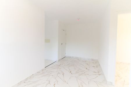 Sala de apartamento para alugar com 2 quartos, 44m² em Guaianases, São Paulo