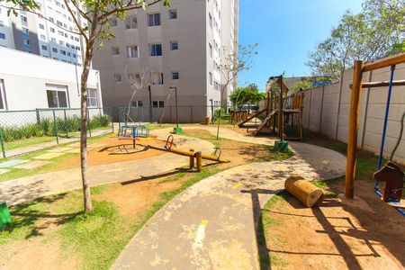 Apartamento para alugar com 44m², 2 quartos e sem vagaÁrea comum - Playground