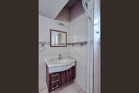 Apartamento para alugar com 60m², 2 quartos e sem vagaBanheiro