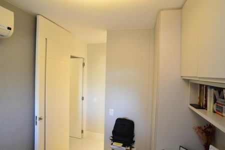 Apartamento à venda com 169m², 4 quartos e 3 vagasQuarto