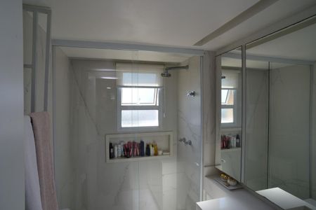 Apartamento à venda com 169m², 4 quartos e 3 vagasBanheiro Suíte Principal