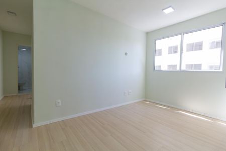 Sala de apartamento para alugar com 2 quartos, 43m² em Penha de França, São Paulo