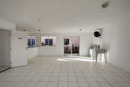 Apartamento para alugar com 42m², 2 quartos e 1 vagaÁrea comum - Salão de festas