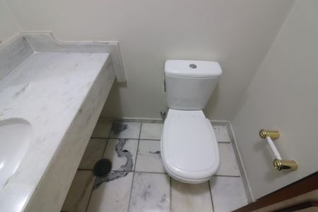 Apartamento para alugar com 320m², 4 quartos e 4 vagasLavabo