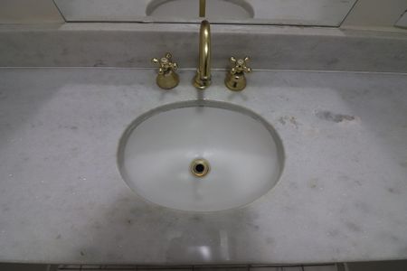 Apartamento para alugar com 320m², 4 quartos e 4 vagasLavabo