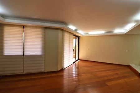 Apartamento para alugar com 320m², 4 quartos e 4 vagasSala 