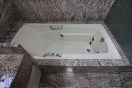 Apartamento para alugar com 320m², 4 quartos e 4 vagasQuarto 4 - Suíte 