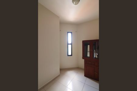 Apartamento para alugar com 320m², 4 quartos e 4 vagasQuarto de Serviço