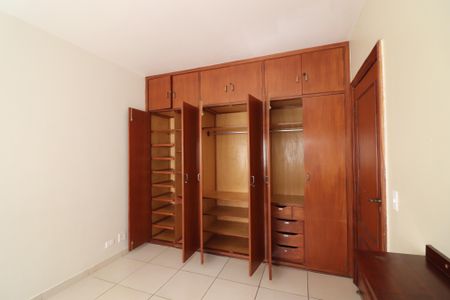 Apartamento para alugar com 320m², 4 quartos e 4 vagasQuarto 2