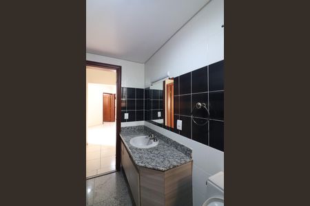 Apartamento para alugar com 320m², 4 quartos e 4 vagasBanheiro Social