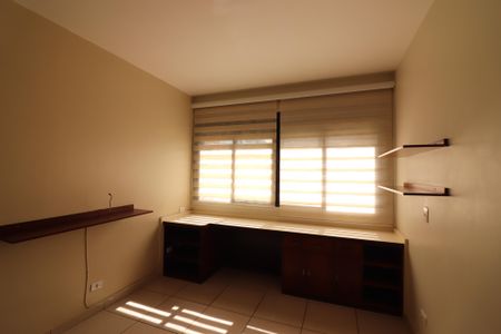 Apartamento para alugar com 320m², 4 quartos e 4 vagasQuarto 2