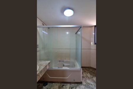 Apartamento para alugar com 320m², 4 quartos e 4 vagasQuarto 3 - Suíte Banheiro 