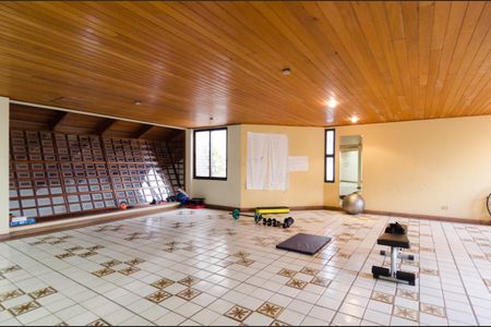 Apartamento para alugar com 320m², 4 quartos e 4 vagasÁrea comum - Academia