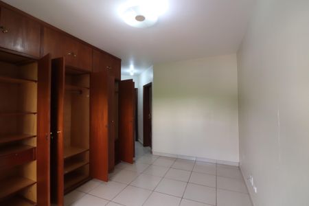 Apartamento para alugar com 320m², 4 quartos e 4 vagasQuarto 3 - Suíte