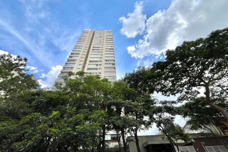 Apartamento à venda com 152m², 2 quartos e 2 vagasFachada