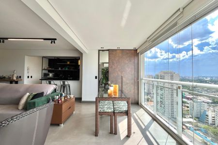 Varanda de apartamento à venda com 2 quartos, 152m² em Vila Alexandria, São Paulo